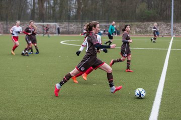 Bild 270 - B-Juniorinnen Walddoerfer - St.Pauli : Ergebnis: 4:1